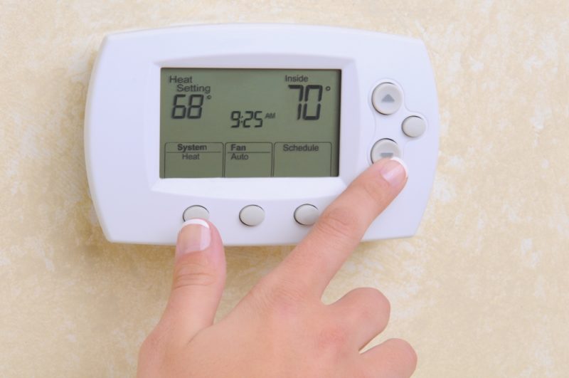 Hand Adjusting Thermostat